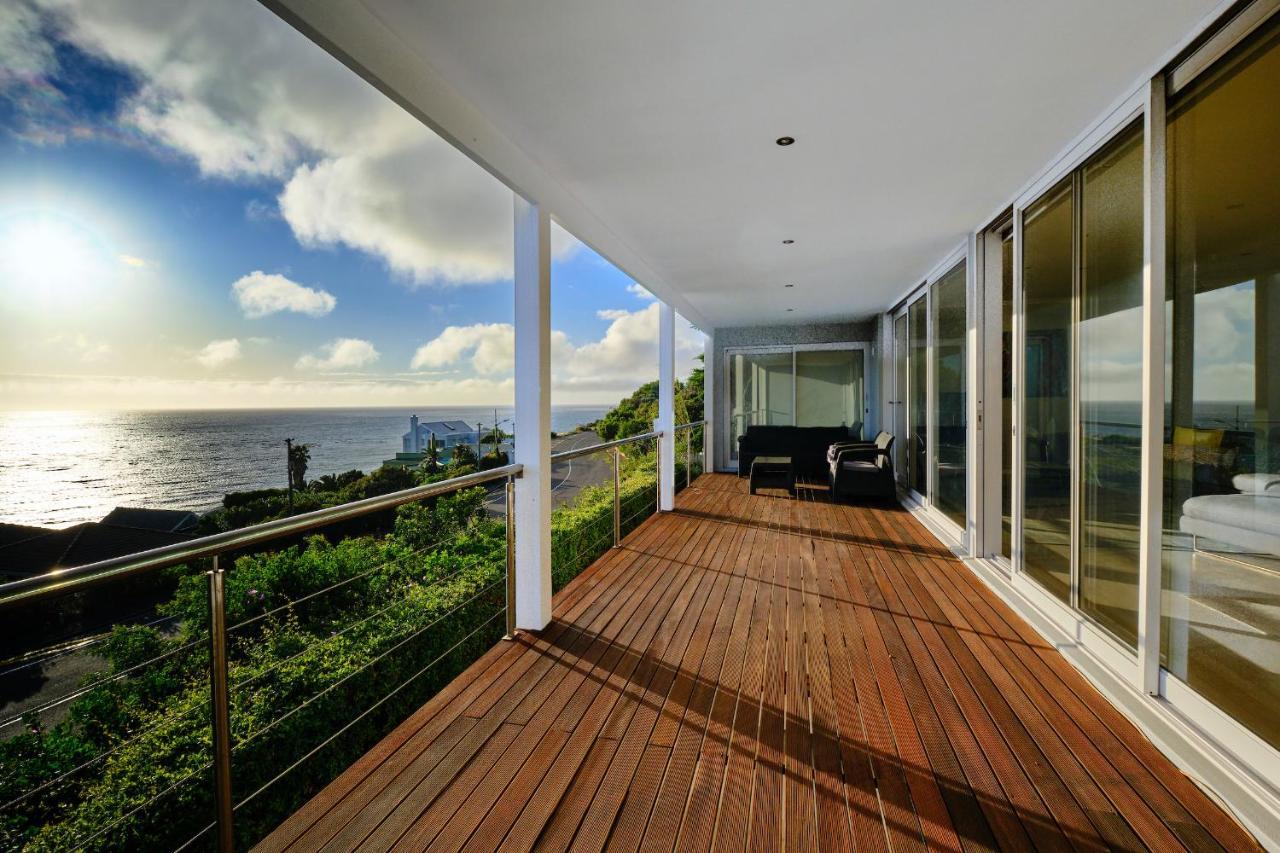 Bahari Villa Simonʼs Town エクステリア 写真